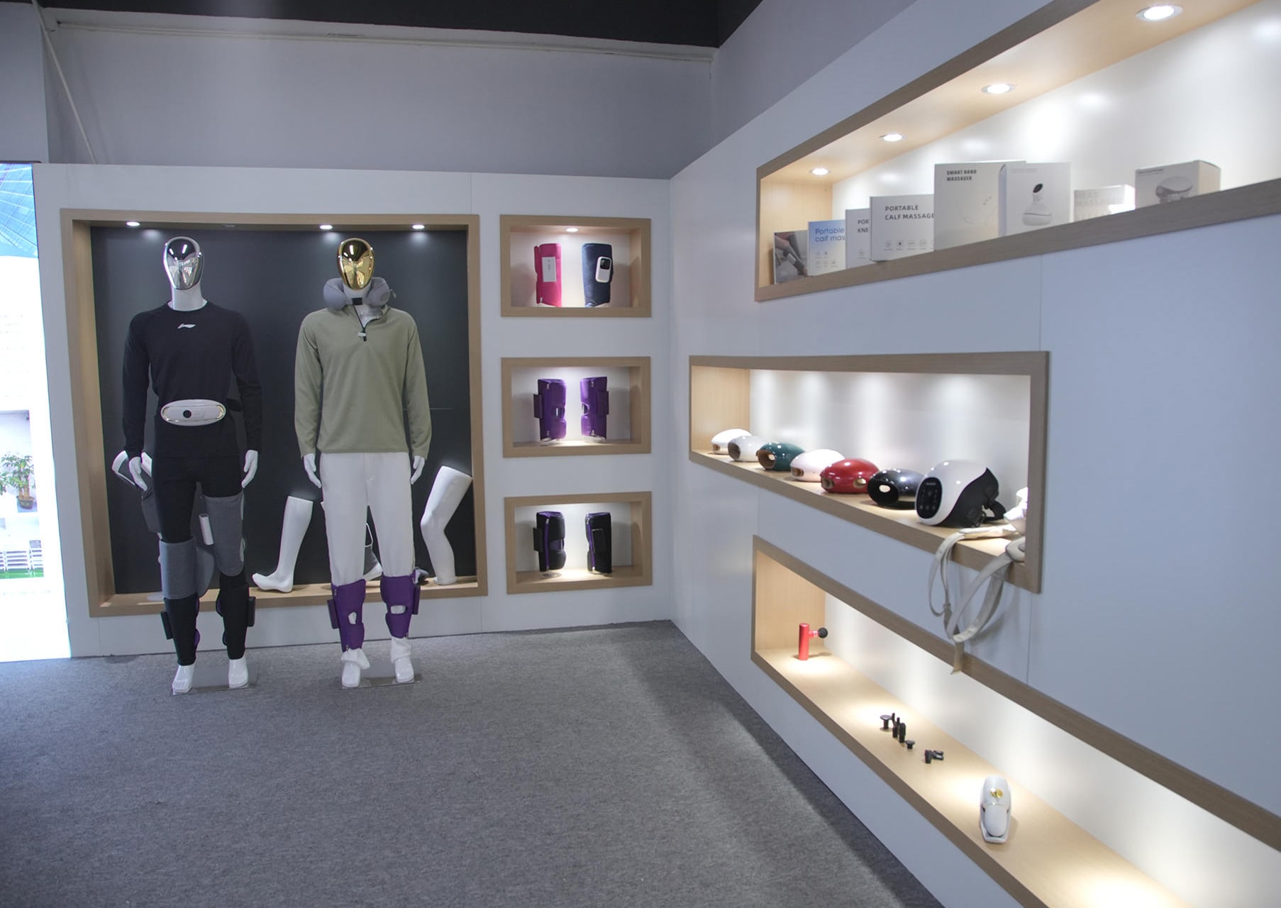 완제품 실내 전시장